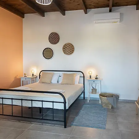 La Siesta Marathi (Crete)